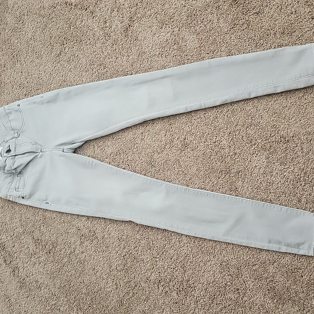 Blue Asphalt Women's Skinny Jeans in Light Gray